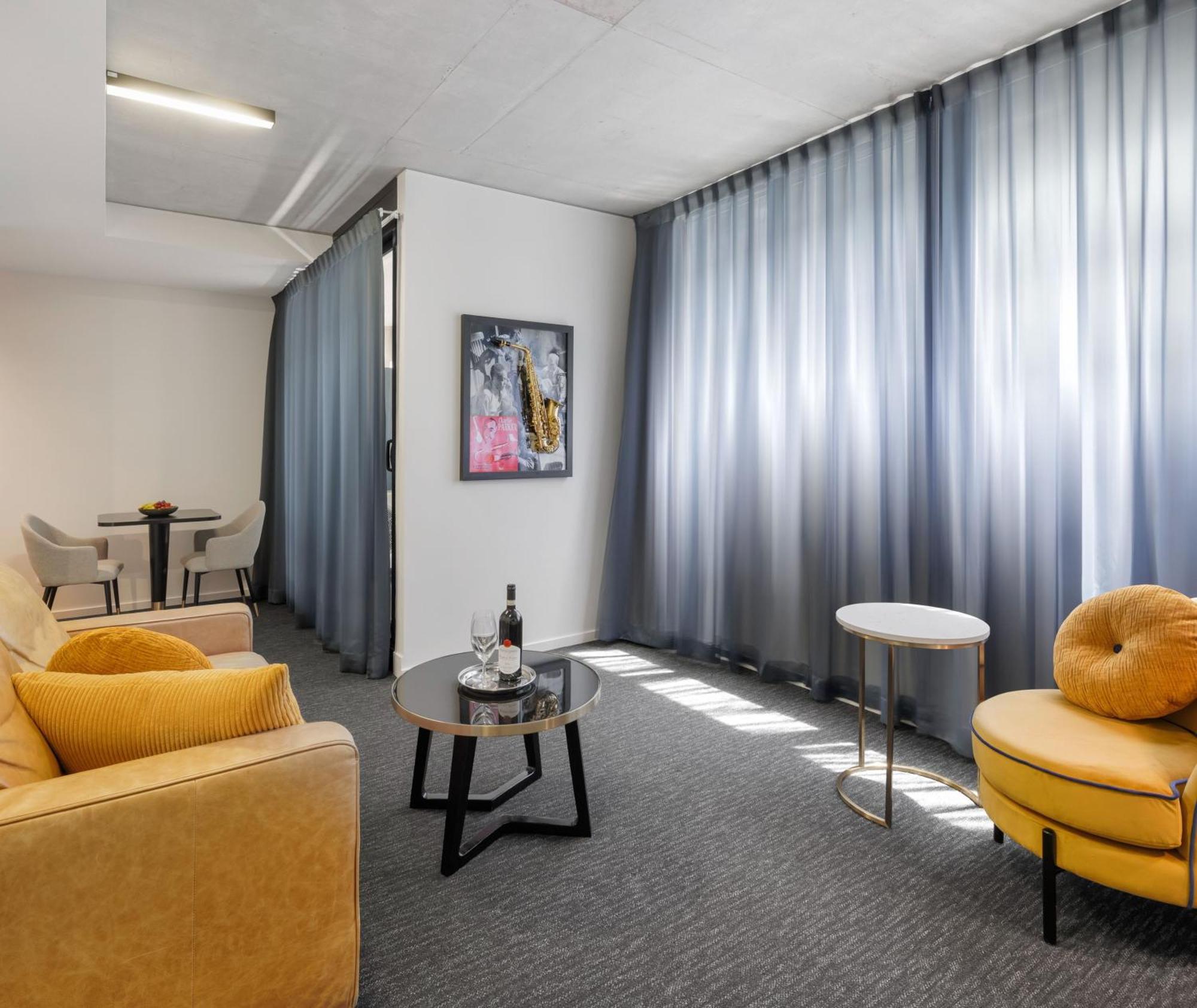 Oaks Melbourne St Kilda Road Hotel Eksteriør bilde